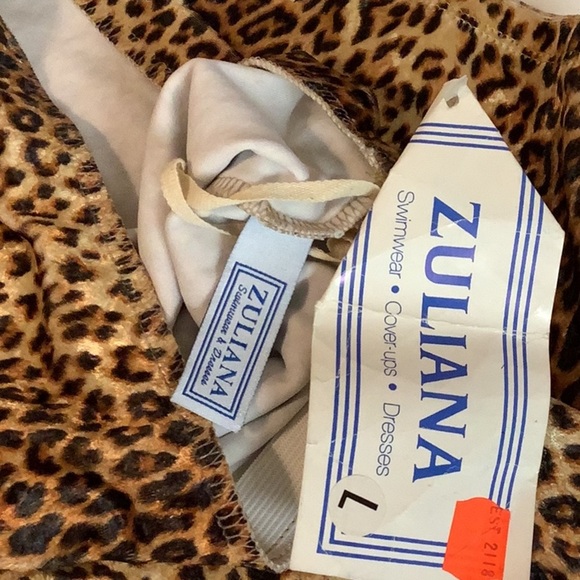 Zuliana Size Large Velvet Leopard Mini Skirt With Elastic Waist & Side Slits.New - Picture 5 of 5